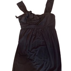 Vera Wang Black Dress with Bow Lavender Label Size 6 Short and wide strap
